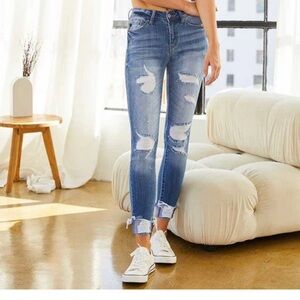 KanCan Cropped Jeans